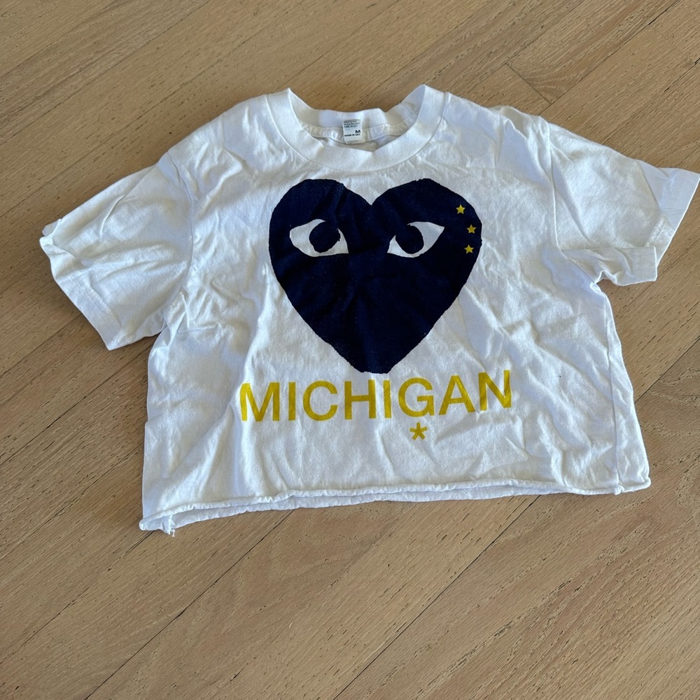 Cropped white Michigan tailgate tee